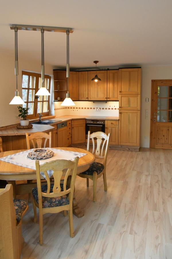 Apartamento Haus Alpenrose Zum Vic Wermelskirchen Exterior foto